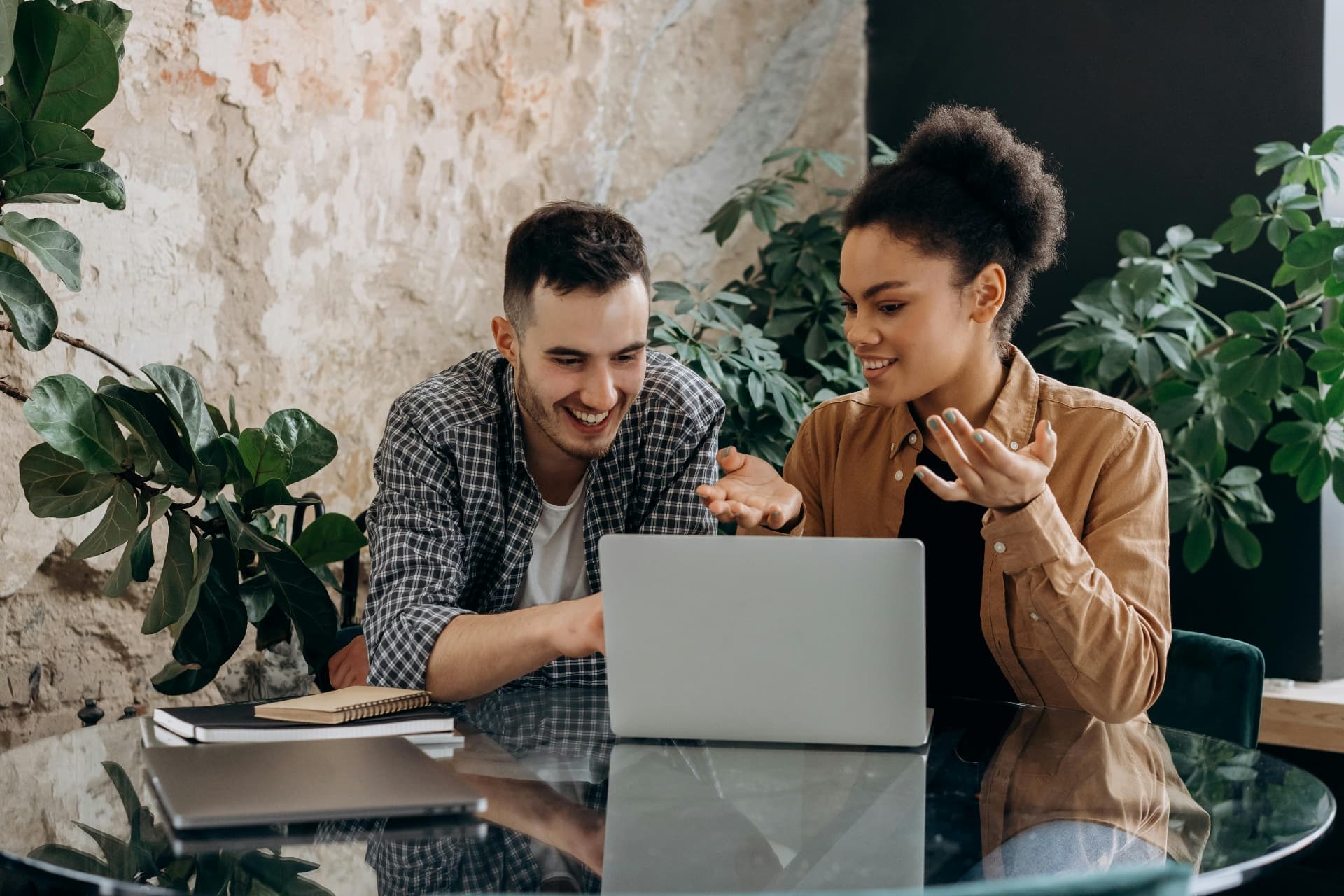 Know what your global team costs. today.