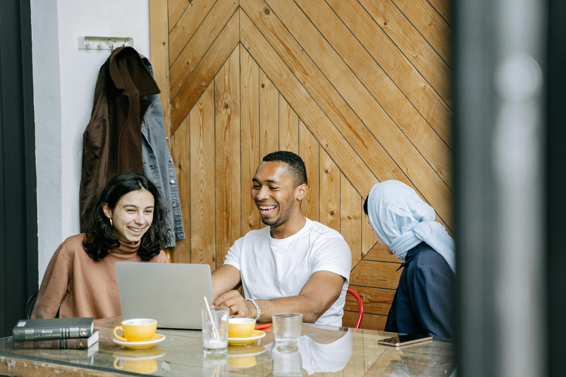 Country Entry Playbook: EMEA Edition